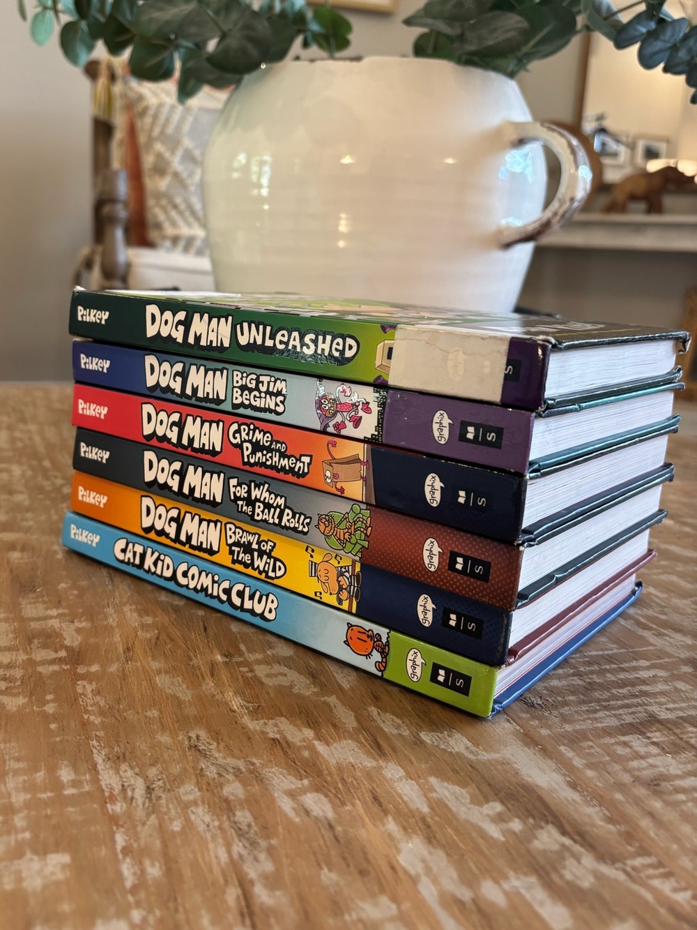 Dog Man Dav Pilkey Hardcover Book Lot of 6 + Cat Kid Comic Club -Lot 2